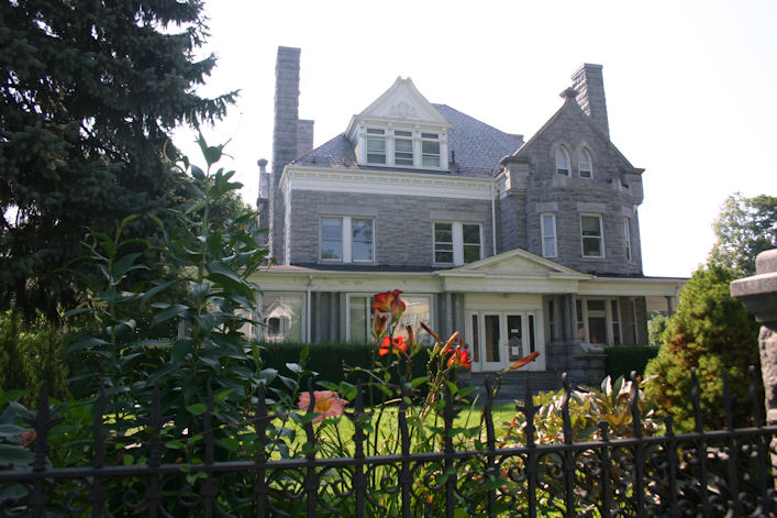Bentley Mansion